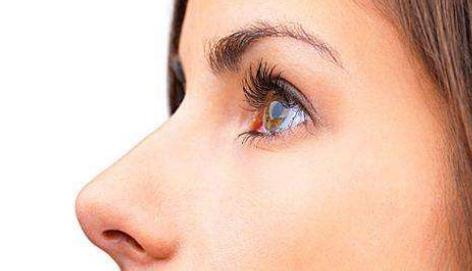 鼻腔干燥有什么办法可以缓解_鼻腔长期干燥肿胀鼻塞是什么原因