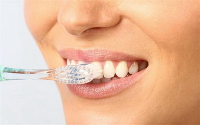 为什么不含氟的牙膏不能长期使用