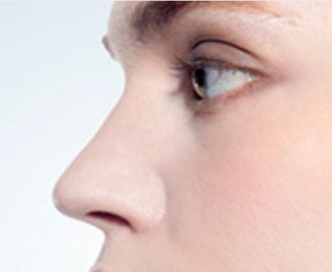 鼻头怎么变细(如何通过简单的方法让鼻头变细？)