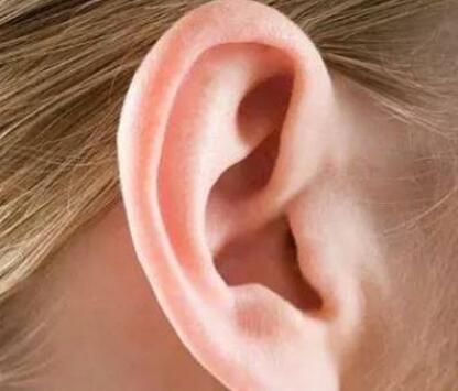 耳朵畸形整形有危险吗(耳朵畸形整形费用多少)
