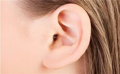 小孩左耳畸形ct(小孩左耳畸形手术能吃什么调料)