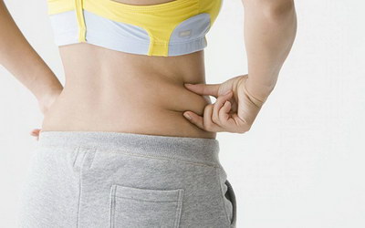 散步可以减肚子肥肉吗_床上减肚子最有效的运动方法