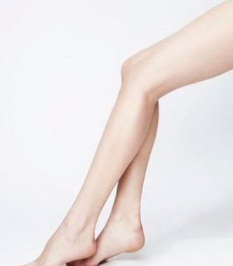 溶脂瘦腿手术前后对比照_溶脂瘦腿针多长时间见效
