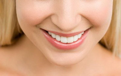 门牙是全瓷牙能矫正吗