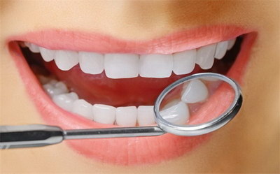牙齿满口种植过程_牙齿小蛀牙怎么办