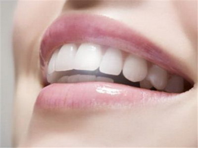 打造美丽笑容 有哪些植牙治疗法