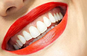 固定的牙龈位置总是出血(牙龈固定位置出血与血液病)