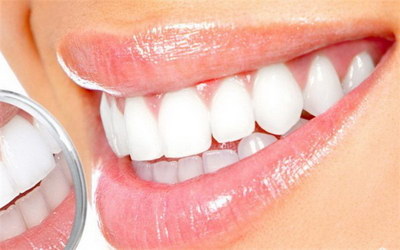 固定牙齿与活动假牙