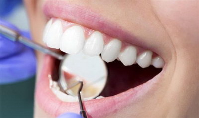 成年人矫正牙齿会造成牙齿松动么?