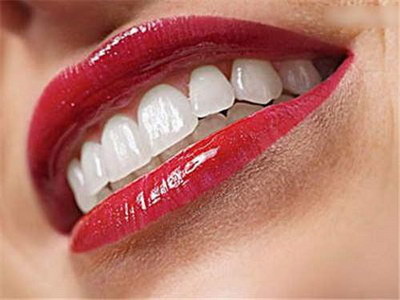 牙龈出血比较好止血方法(比较近半个月牙龈总是出血)