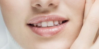 大牙上面的缝隙有黑色是蛀牙吗