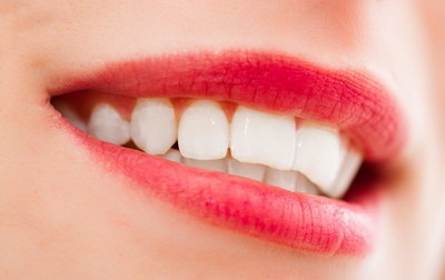 植牙的利弊是什么_拔牙多久能做种植牙