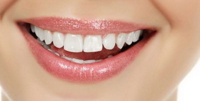 牙齿龅牙:如何真正改善牙齿的美观和功能_网上买的龅牙矫正器管用吗