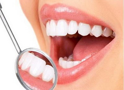 洗牙粉能把牙齿美白吗「牙齿美白洗牙粉」