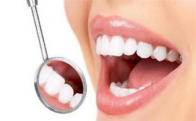 拔牙后怎么清理牙洞伤口_拔牙后为什么牙洞臭臭的