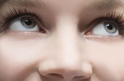 双眼皮术后10天眼睛增生红肿(为什么会出现红肿？)
