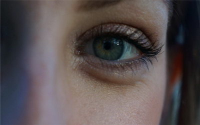 眼睛角膜炎怎么治疗最快几天(眼睛模糊角膜炎怎么治疗)