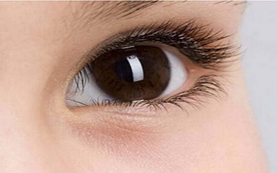如何除掉下眼带除掉黑眼圈的有效方法(如何有效快速除掉眼带黑眼圈)