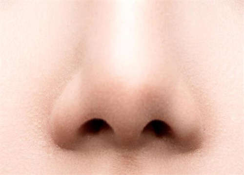 2023年济南市天桥区自体鼻中隔软骨隆鼻权威的整形医生是哪个